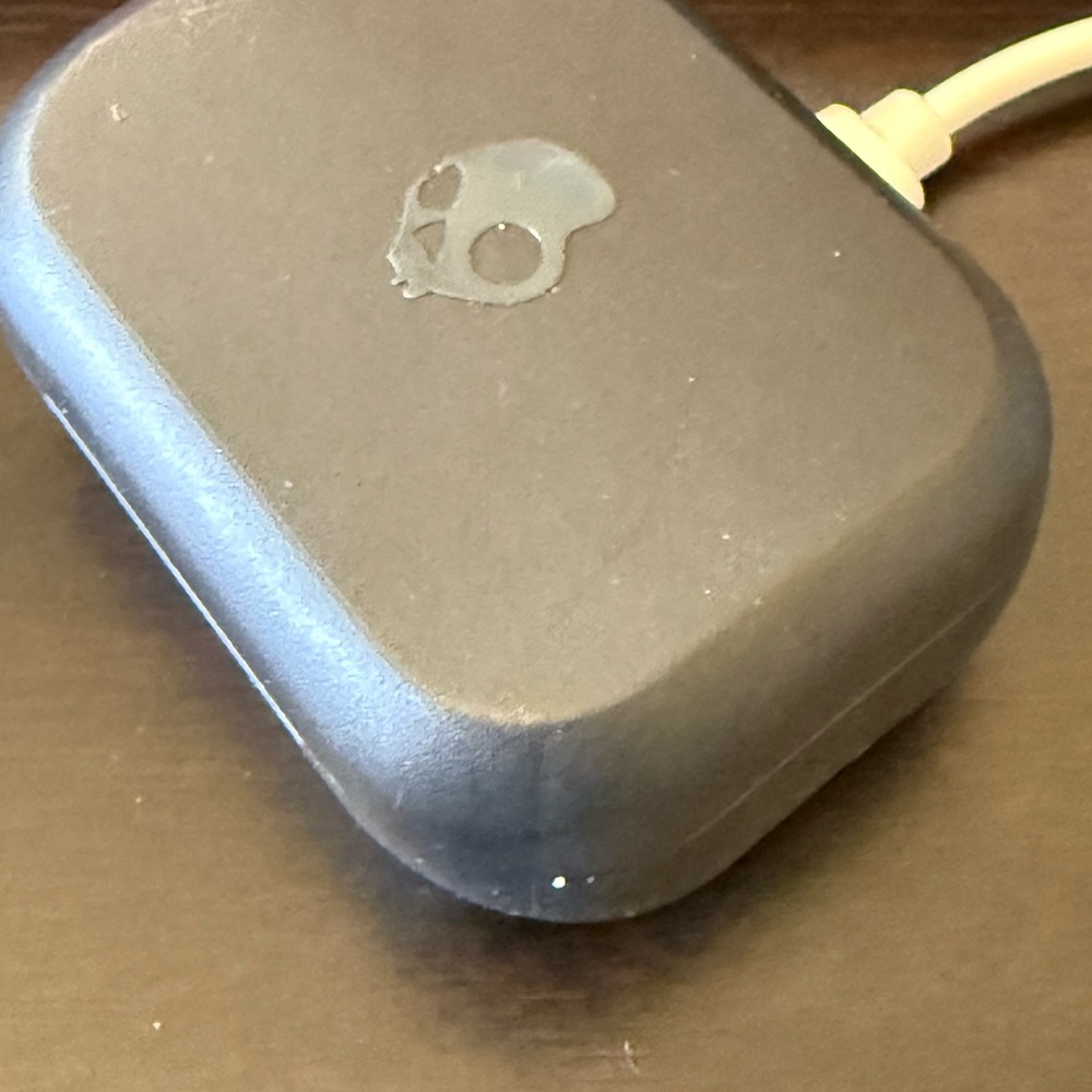Skullcandy Grind- Black Wireless Earbuds and charging case